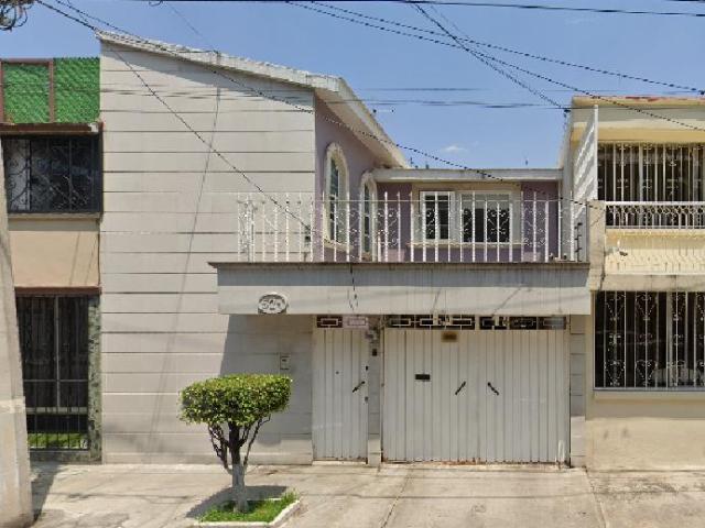 Gran oportunidad de Hermosa Casa en Churubusco Tepeyac