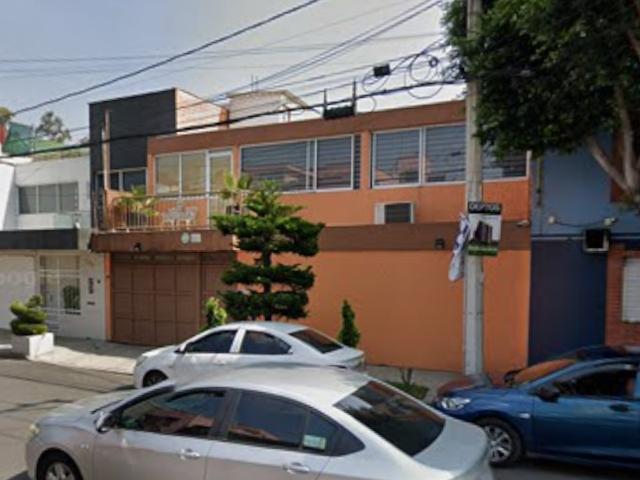 GRAN OPORTUNIDAD DE REMATE HIPOTECARIO CASA EN COL. CLAVERIA, AZCAPOTZALCO