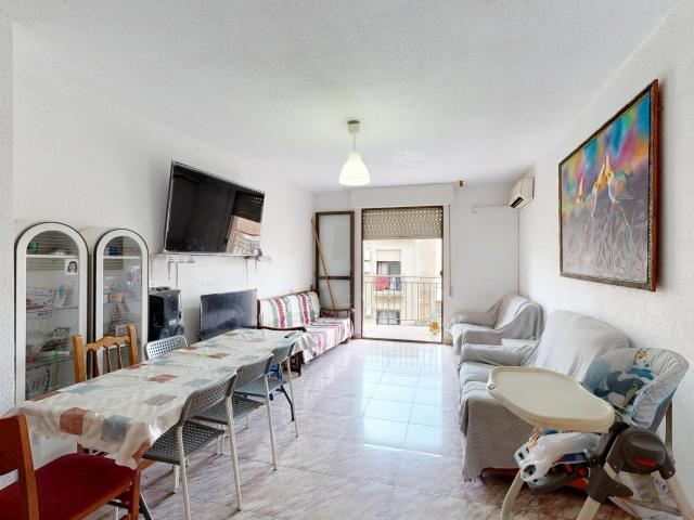 GRAN OPORTUNIDAD EN LIBRILLA! AMPLIA VIVIENDA DE 125m2 CON GARAJE Y TRASTERO