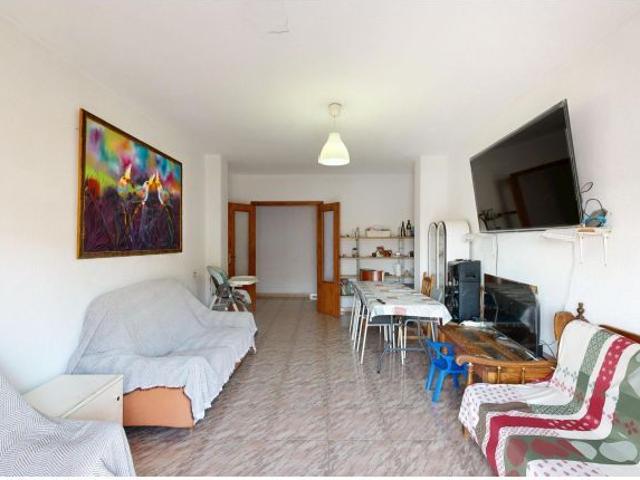 GRAN OPORTUNIDAD EN LIBRILLA! AMPLIA VIVIENDA DE 125m2 CON GARAJE Y TRASTERO