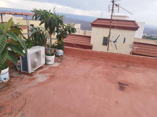 GRAN OPORTUNIDAD EN PLENO CENTRO DE ALHAMA DE ALMERIA