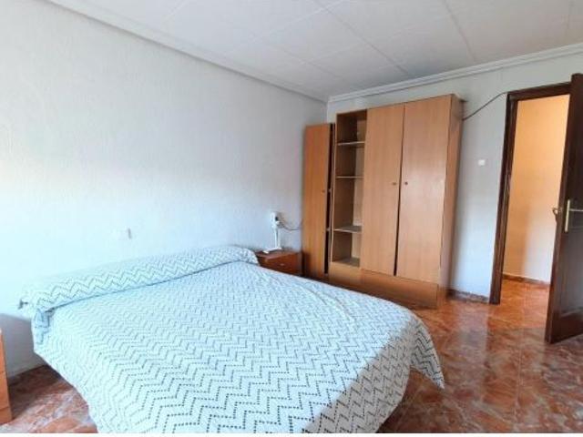¡GRAN OPORTUNIDAD EN SECTOR 5, VIVIENDA MUY LUMINOSA JUNTO A L ALJUB Y EL CORTE INGLÉS!