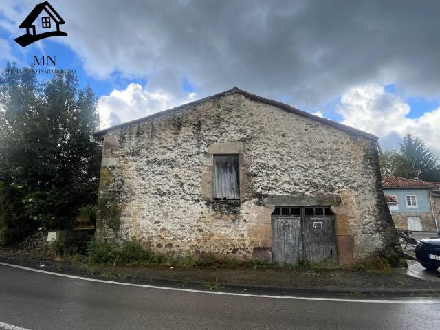 Gran oportunidad en Vega de Villafufre: Edificio Pareado 168 m2 ideal para vivienda rural o negocio