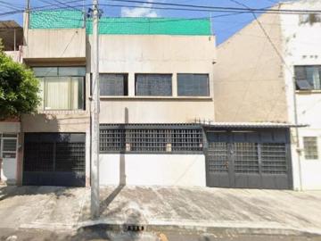 ¡GRAN OPORTUNIDAD! ¡REMATE DE PROPIEDAD! EN AZCAPOTZALCO