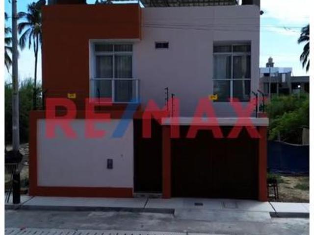 Gran Oportunidad Se Vende Casa  Urb. Centenario Palmeras Ii Etapa  282.00 M2 A Solo S/500.000