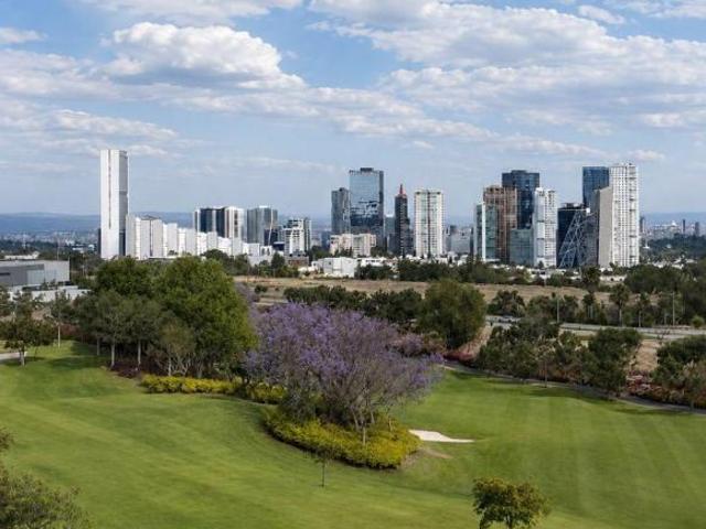 GRAN OPORTUNIDAD! TERRENO EN VENTA EN LAS LOMAS CLUB DE GOLF