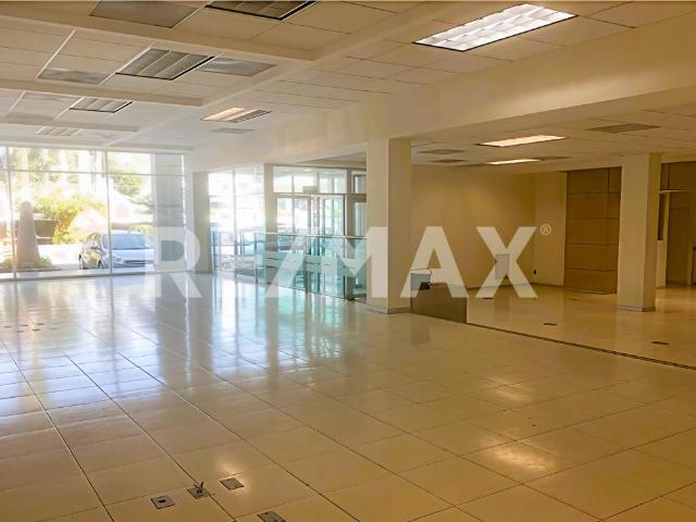 Gran Oportunidad: 215 m2 de Locales en Renta en Plaza DD1000 sobre Av. Domingo Diez, Cuernavaca