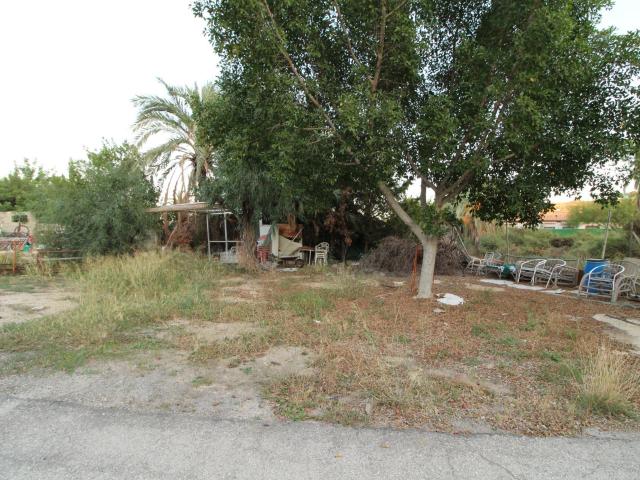 Gran Almacén con Casa de Campo Adosada