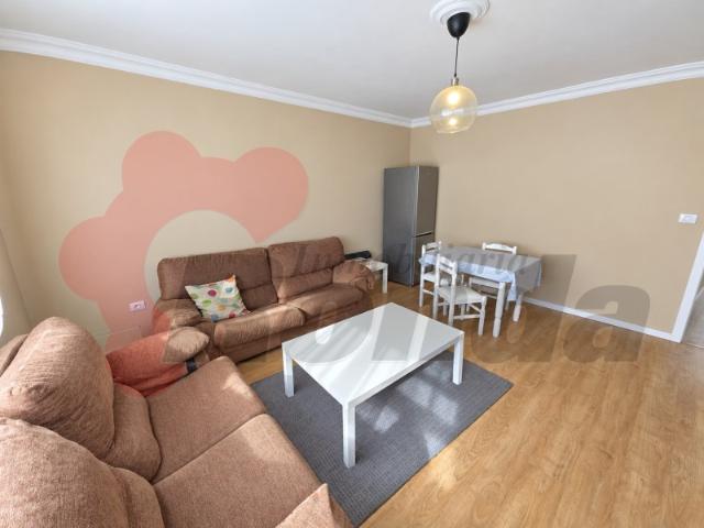 Gran Amplitud, Eficiencia y Comodidad: Vivienda Familiar