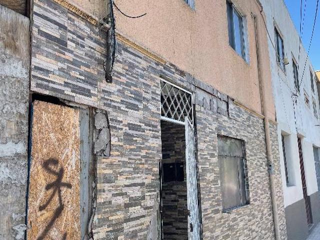 Gran Casa: 15 Dormitorios Y 15 Baños En Bascuñán Guerrero