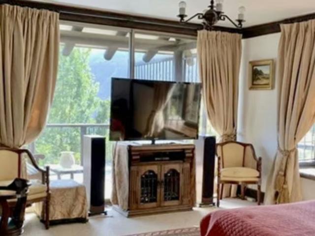 Gran casa / 6 dormitorios 1729 | dormitorios por 13500.00 en Zapallar