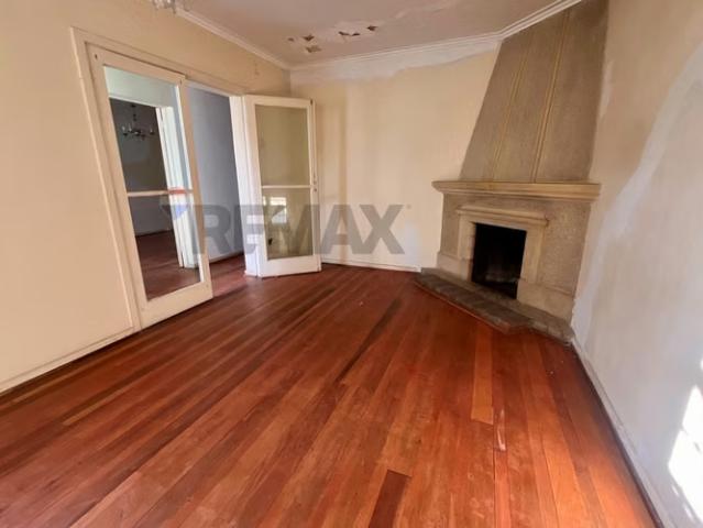 Gran casa a pasos de la universidad santa maría | 9 dormitorios por 8100.00 en Valparaíso