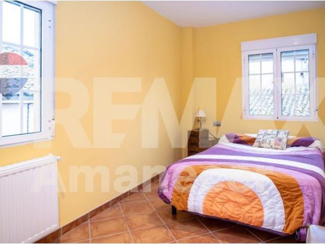 Gran casa de 562 m2 en Alfafara con terraza, garaje y 5 hab