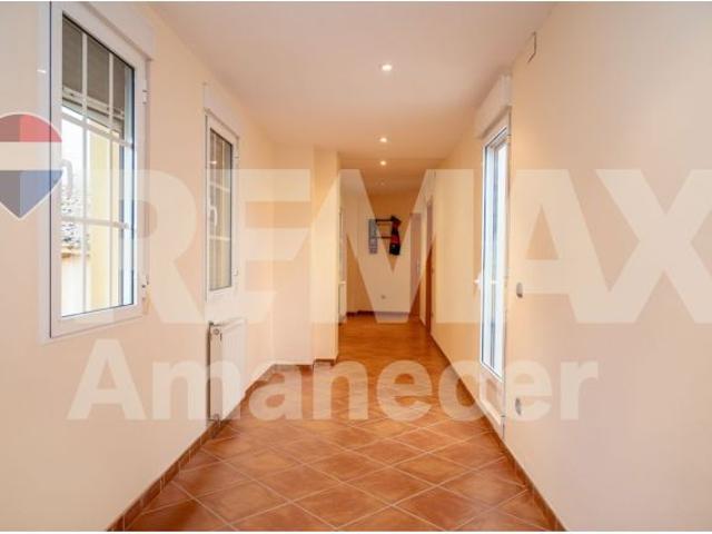 Gran casa de 562 m2 en Alfafara con terraza, garaje y 5 hab