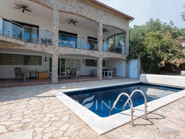 Gran casa de 6 habitaciones con vistas espectaculares y salo. 312m² Platja d'Aro