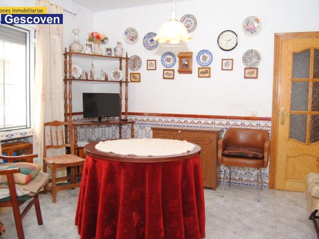 GRAN CASA DE DOS VIVIENDAS Y TERRAZA