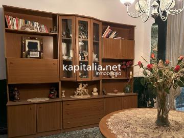 GRAN CASA DE PUEBLO A LA VENTA EN LA POBLA DEL DUC