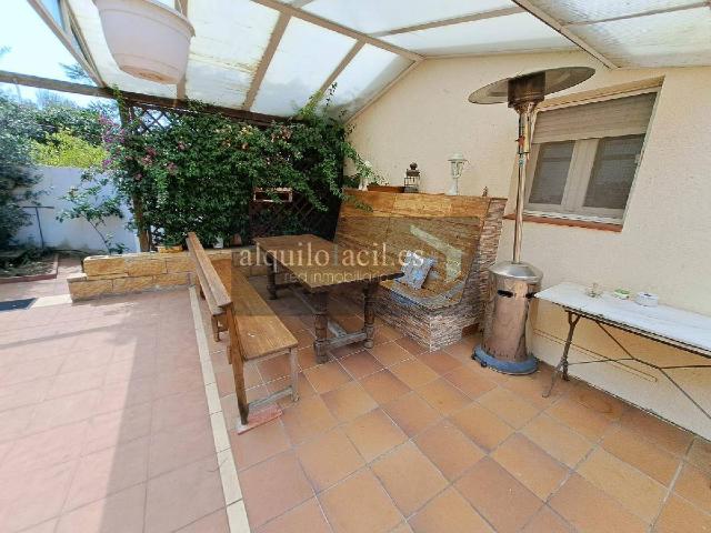 GRAN CASA EN ALQUILER EN VILAJUIGA GIRONA | 1.600 €, 216 m²