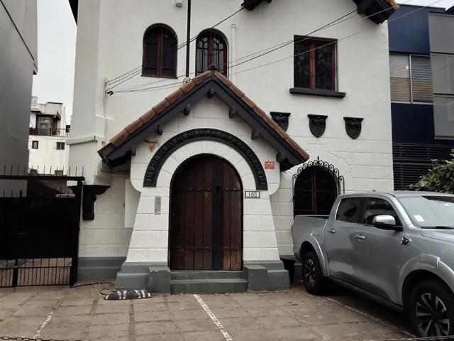 Gran Casa En Arriendo Providencia