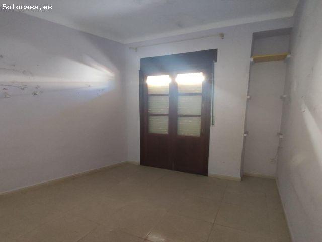 GRAN CASA EN ESTEPA CON TRES HABITACIONES