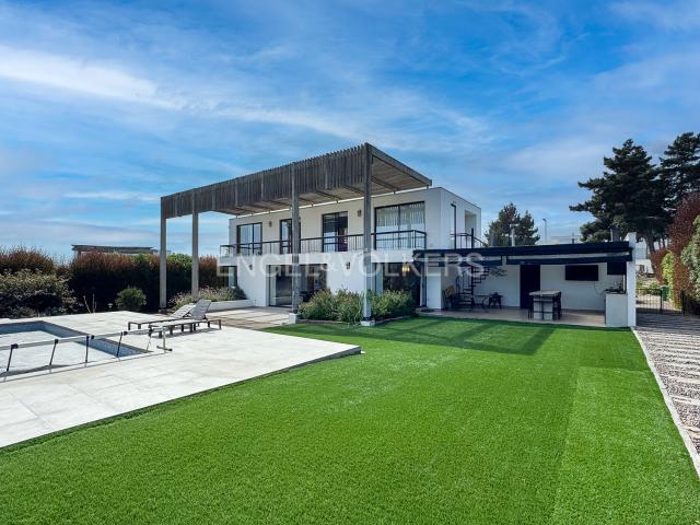 Gran casa en exquisito sector, Marbella