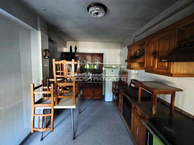 ? Gran Casa en Ruibo Cee, a Reformar Mucho Espacio y Potencial a Pocos Minutos del Mar