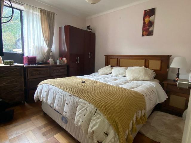 GRAN CASA EN VENTA A SOLO PASOS DE HOSPITAL HIGUERAS