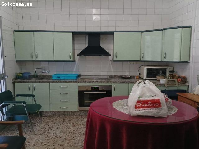 GRAN CASA EN VENTA EN JESÚS RESCATADO!