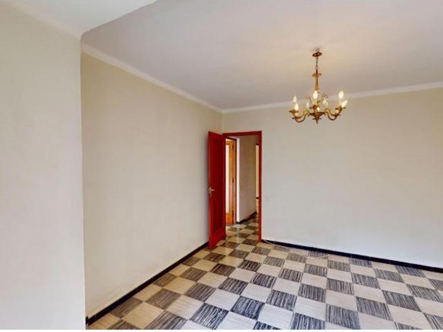 Gran casa o edificio en el corazón de Alcora con 12 dormitorios, 4 baños, 1 aseo, 2 cocinas y dos só