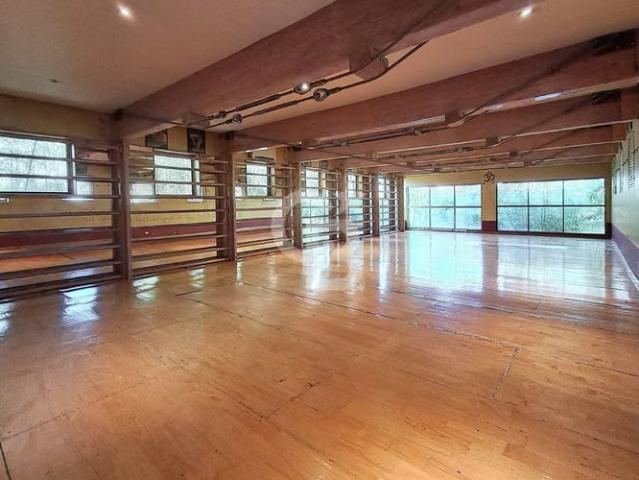 Gran casa local barrio El Golf/Pdte Errázuriz | 7 dormitorios por 22500.00 en Las Condes