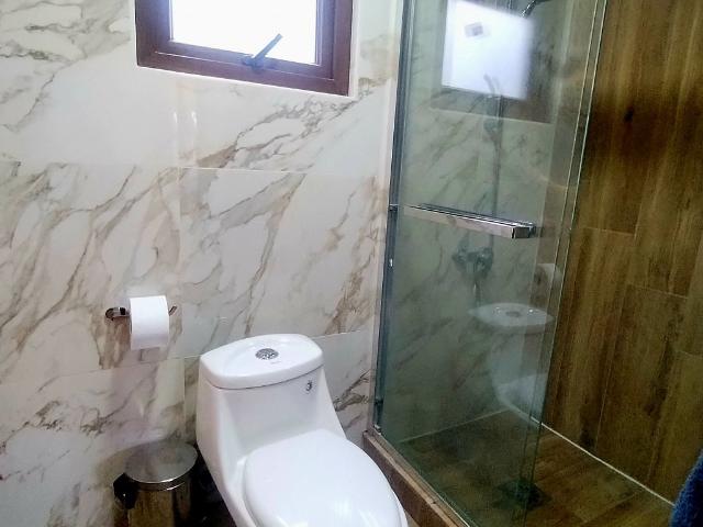 GRAN CASA MODERNA CON PISCINA, TINAJA Y CANCHA DE FUTBOL