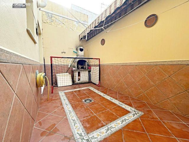 GRAN CASA MATA EN CAMPANILLAS