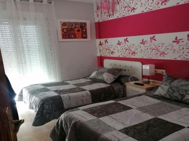GRAN CASA TRIPLEX EN ADRA