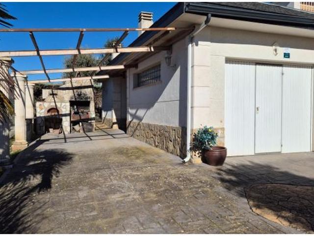 Gran chalet con piscina en Eurovillas, Nuevo Baztán