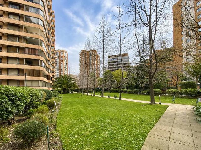 Gran departamento en barrio noruega 3d,3b+ servicios