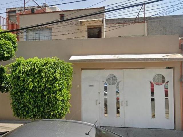¡GRAN INMUEBLE EN REMATE BANCARIO!