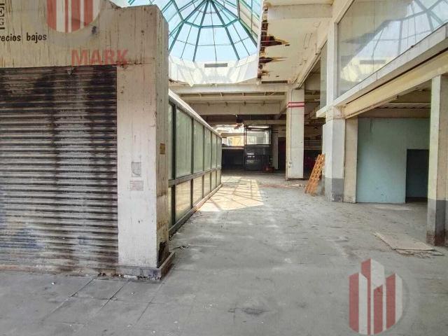 Gran Local en Venta en Center Plaza en Ecatepec