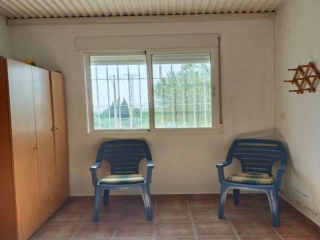 GRAN PARCELA CON CASITA