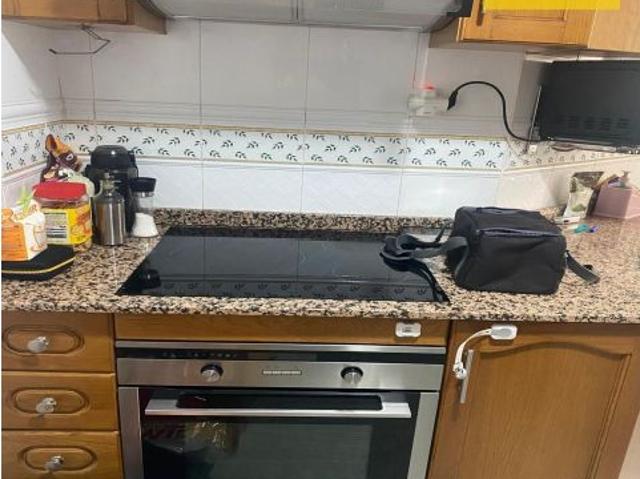 Gran Piso de 112 m2 con Piscina, 3 Hab. y 2 Baños en Excelente Zona Conectada de Alaquàs