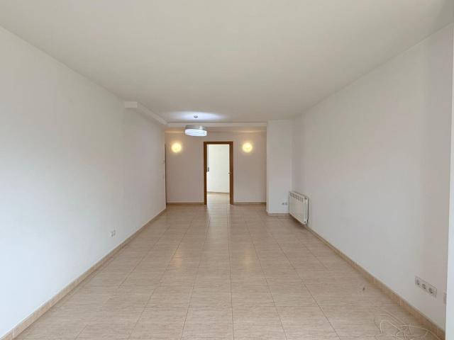 Gran piso en alquiler en la zona de la Estación Vieja / Av. Gaudí de Igualada