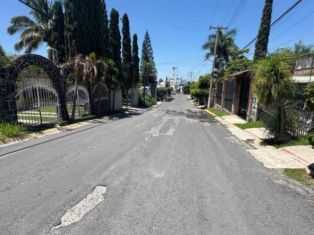 ¡Gran Terreno Para Dividir Y Construir Varias Casas O Una Sola Residencia En Oax