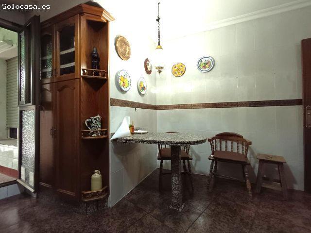 Gran vivienda con 5 dormitorios junto avenida Barcelona!