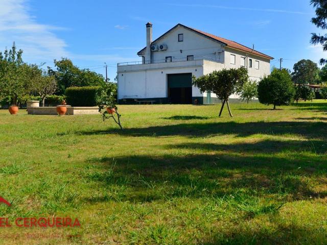 GRAN VIVIENDA EN VALENÇA CON 6.000 m² DE TERRENO IDEAL PARA CASA RURAL