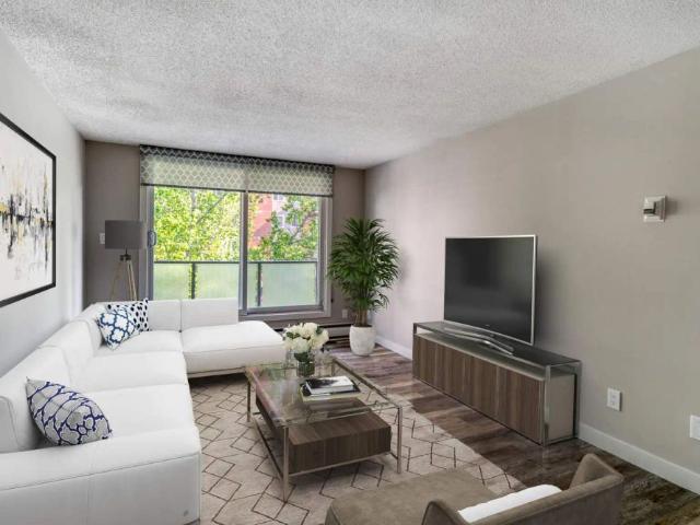 Granada Apartments — 2 Bed 1.5 Bath