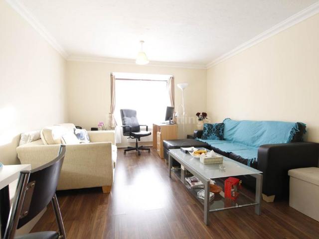 Granby Court, Reading 1 bed flat to rent £1,250 pcm £288 pw