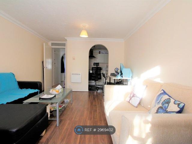 Granby Court, Reading RG1, 1 bed flat to rent, £1,350 pcm | PrimeLocation