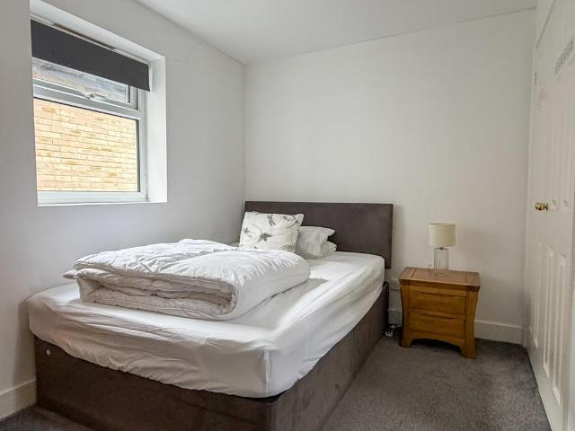 Granby Street, Ely CB6 6 bed link detached house to rent £560 pcm £129 pw