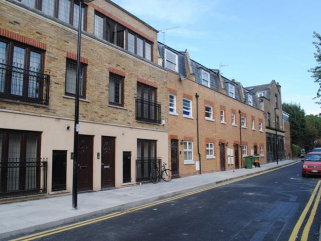 Granby Street, Shoreditch E2, 3 bed terraced house to rent, £3,950 pcm | PrimeLocation
