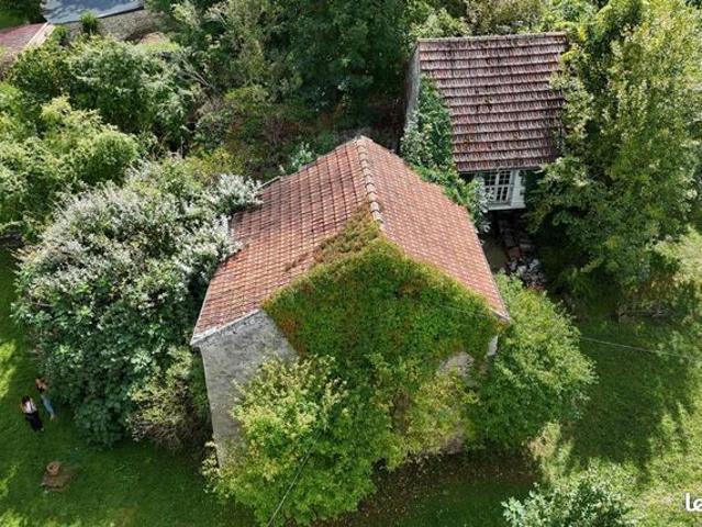 Maison 1 pièce 90 m²