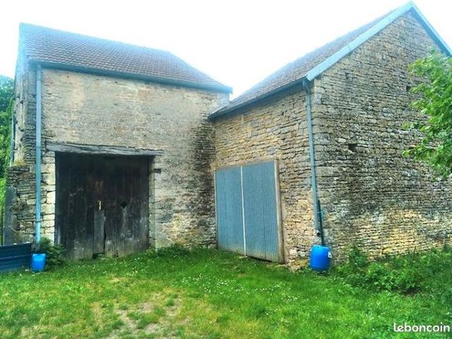 Grange 4 pièces 270 m²